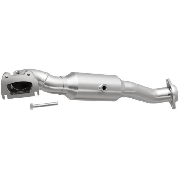 Magnaflow - MagnaFlow Conv DF 15-19 Ram 1500 3.6L OEM Grade Fed/EPA Compliant Manifold - 22-177