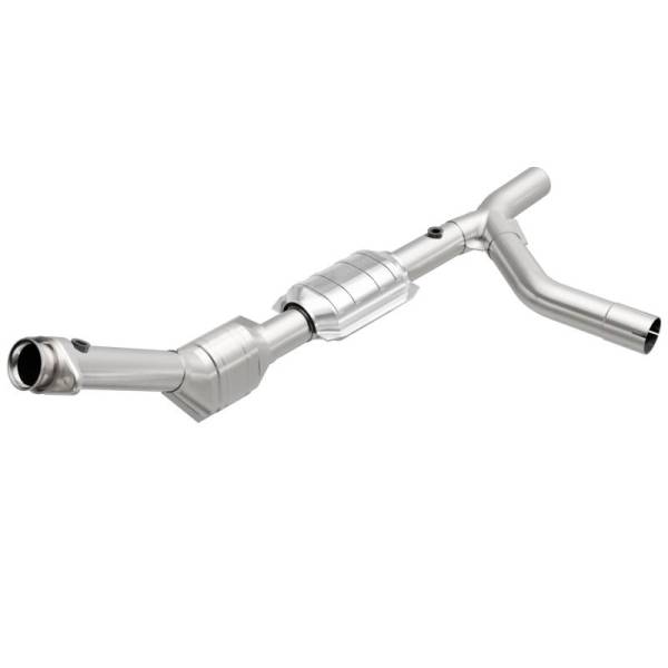 Magnaflow - MagnaFlow Conv DF 00-04 Ford E150 4.6L Passenger Side - 23133