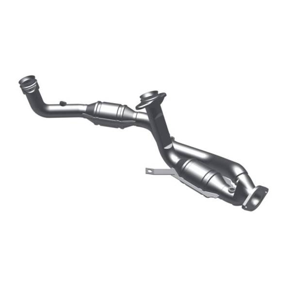 Magnaflow - MagnaFlow Conv DF 96-99 Taurus 3.4L Front C - 23533