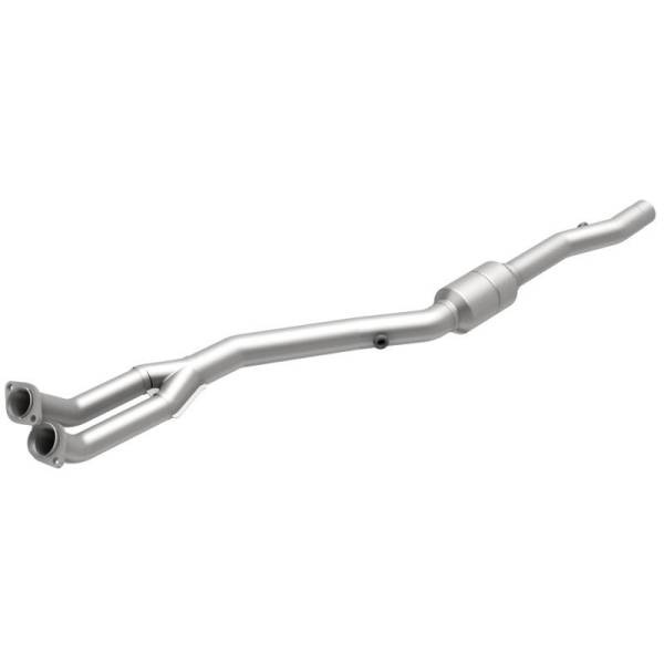 Magnaflow - MagnaFlow Conv DF 96-97 BMW 840 4.4L Passenger Side - 24131