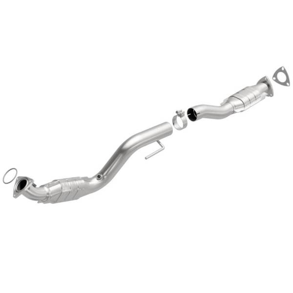 Magnaflow - MagnaFlow Conv DF 03-05 Express 2500 4.8L Passenger Side - 24399