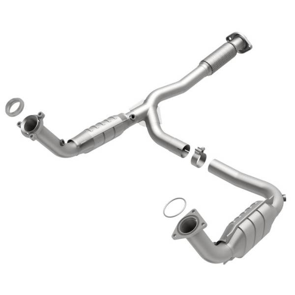 Magnaflow - MagnaFlow Conv DF 05-06 GMC Envoy XL Denali - 24950