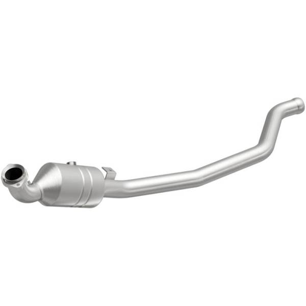 Magnaflow - Magnaflow Conv DF 2006-2011 R350 3.5 L Underbody - 52178