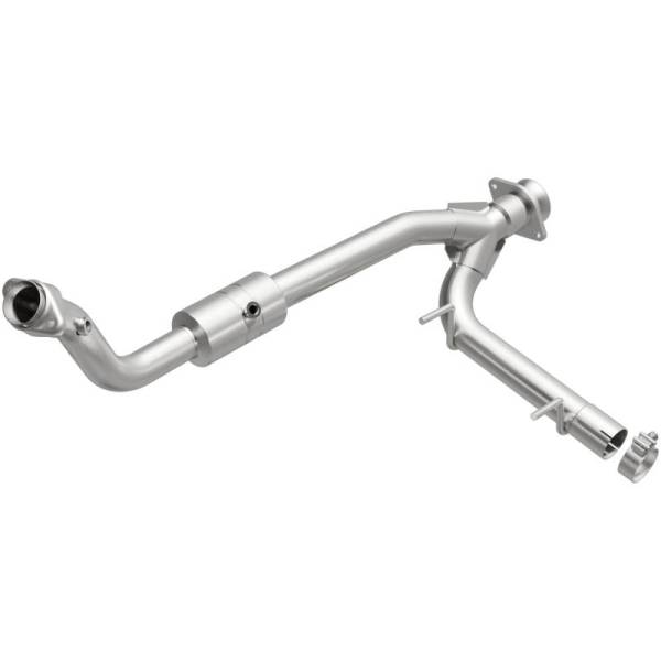 Magnaflow - MagnaFlow Conv Direct Fit 05-06 Lincoln Navigator 5.4L w/ 3in Main Piping - 52508