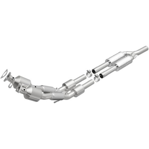 Magnaflow - MagnaFlow Conv DF 2012-2015 Passat (B7) 3.6L V6 OEM Grade - 52938