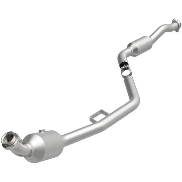 Magnaflow - MagnaFlow Conv Direct Fit OEM 2007 Mercedes-Benz E350 Underbody - 67.5in Length - 5411665