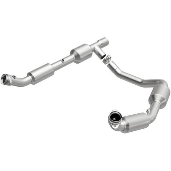 Magnaflow - MagnaFlow Conv Direct Fit 05-06 Ford E-350 Super Duty 5.4L - 5481439