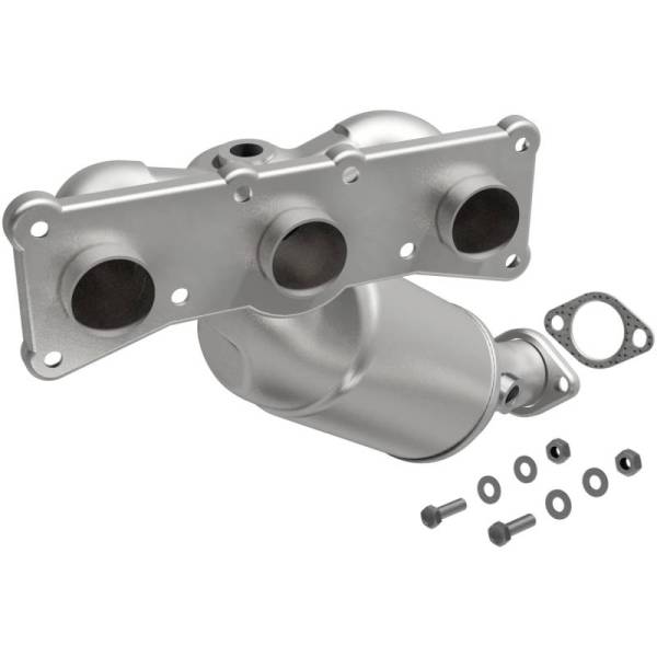 Magnaflow - MagnaFlow California Converter Direct Fit 07-13 BMW 328i L6 3.0LGAS 3.75in Inlet 4in Outlet 2in Dia - 5531763