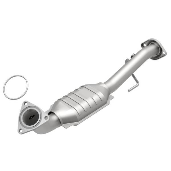 Magnaflow - MagnaFlow Conv DF 02-06 Cadillac Escalade / 02-06 GM Yukon (Inc Denali)  6.0L P/S - 93602