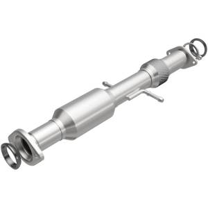 MagnaFlow 16-20 Lexus RX350 V6 3.5L OEM Grade Direct-Fit Catalytic Converter - 21-096