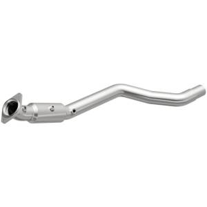 MagnaFlow 05-14 Dodge Challenger/Charger / Chrysler 300 6.4L V8 Direct Fit Catalytic Converter - 21-577