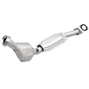 MagnaFlow Conv DF Crwn Vic-Twn Car-Grand Marq - 23327