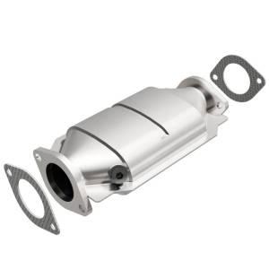 MagnaFlow Conv DF 97-99 Nissan Maxima Rear - 23704