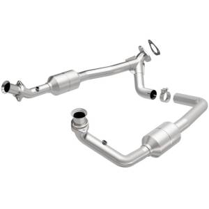 MagnaFlow Conv DF 00-03 Ford E150 5.4L - 24307