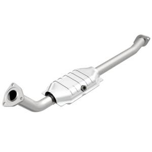 MagnaFlow Conv DF 05-07 Toyota Sequoia 8 4.7L P/S - 24481