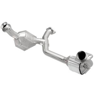 Magnaflow - MagnaFlow Conv DF 84-88 Thunderbird 3.8/5.0 CA - 337360 - Image 1