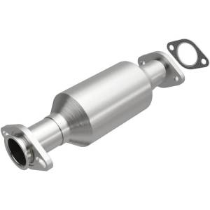 Magnaflow - MagnaFlow Conv DF California Grade 87-90 Mitsubishi Van 2.4L - 3391240 - Image 1