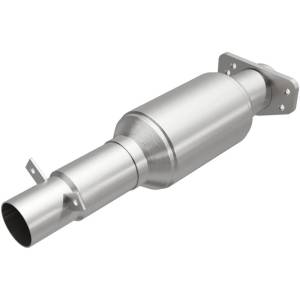 Magnaflow - MagnaFlow California Grade Catalytic Converter Direct Fit 91-92 Oldsmobile Bravada V6 4.3L - 3391486 - Image 1