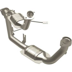 Magnaflow - MagnaFlow Conv DF 96-99 Ford Taurus3.0L 50S - 444023 - Image 4