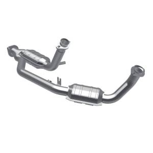 MagnaFlow Conv DF 96-99 Ford Taurus3.0L 50S - 444034