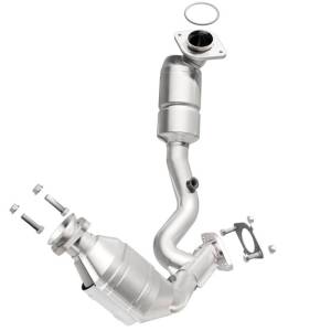 MagnaFlow Conv DF 00-03 Ford Taurus 3.0L fron - 444226