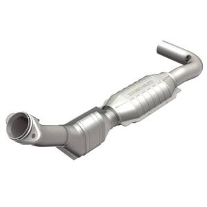 Magnaflow - MagnaFlow Conv DF 99-00 Ford Trucks 5.4L - 447115 - Image 2