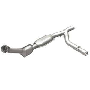 Magnaflow - MagnaFlow Conv DF 99-00 Ford Trucks 5.4L - 447116 - Image 2