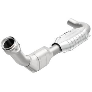 Magnaflow - MagnaFlow Conv DF 99-00 Ford F-150 4.6L - 447135 - Image 3