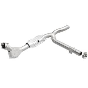 MagnaFlow Conv DF 99-00 Ford F-150 4.6L - 447136