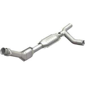 Magnaflow - MagnaFlow Conv DF 01-03 Ford E150 4.2L P/S - 447159 - Image 4