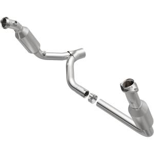 Magnaflow - Magnaflow 2006 Dodge Ram 1500 5.7L Direct Fit Catalytic Converter - 4651711 - Image 1