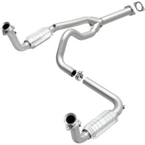 Magnaflow - MagnaFlow Conv DF 00 Chevy Express 1500 5.7L - 49063 - Image 2