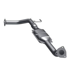 MagnaFlow Conv DF 04-06 Tundra 4.7L D/S frt O - 49592