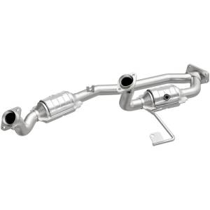 MagnaFlow Conv DF 01-03 Windstar 3.8 OEM - 49624