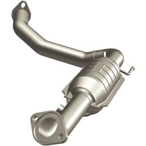 Magnaflow - MagnaFlow Conv DF 05-07 4Runner 4.7 Driver Side Rear OE - 49697 - Image 2