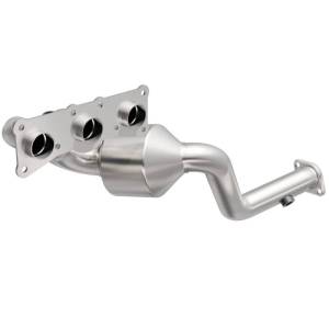 MagnaFlow Conv DF BMW 08-13 128i/07-13 328i/07-08 328Xi/06 325i/325iX/330i/300Xi 3.0L Front Manifold - 50290