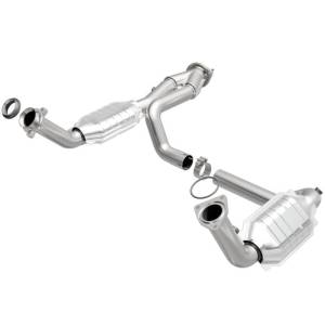 MagnaFlow Conv DF 02-06 Cadillac Truck. 8 5.3L Dual Conv. Y-Pipe Assy 2wd/Chevy Truck 99-07 - 51097