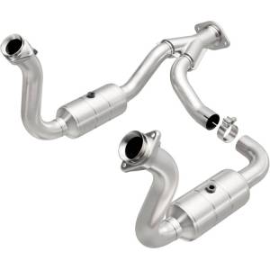 Magnaflow - Magnaflow Conv DF 08-10 Ford F-250/F-250 SD/F-350/F-350 SD 5.4L/6.8L / F-450 SD 6.8L Y-Pipe Assembly - 51760 - Image 2