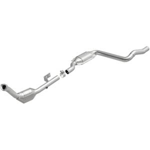 Magnaflow Conv DF 2003 ML350 3.7L Underbody - 52116