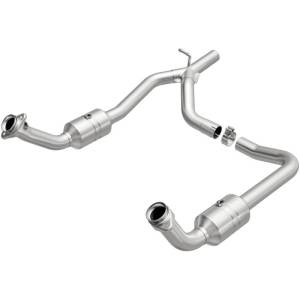 Magnaflow - Magnaflow Conv DF 2009-2014 E-150 4.6 L Underbody - 52153 - Image 2