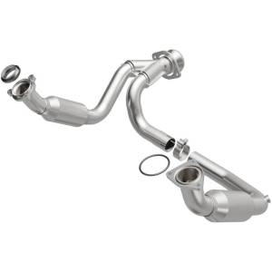 MagnaFlow Conv DF 2007-2008 Cadillac Escalade 6.2L - 5451631