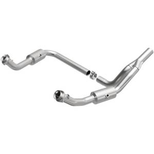 MagnaFlow 10-11 Jeep Wrangler 3.8L Direct Fit CARB Compliant Catalytic Converter - 5551458