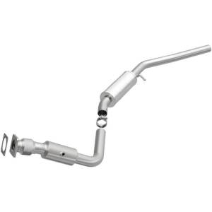 MagnaFlow 09-10 Dodge Grand Caravan 3.8L CARB Compliant Direct Fit Catalytic Converter - 5551510