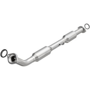 Magnaflow - MagnaFlow 13-15 Toyota Tacoma California Grade CARB Compliant Direct-Fit Catalytic Converter - 5582703 - Image 2