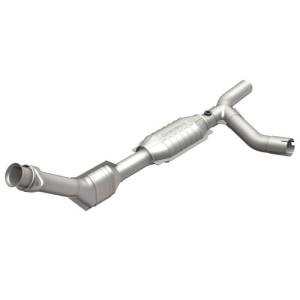 Magnaflow - MagnaFlow Conv DF 01-03 Ford E150 4.2L Passenger Side - 93151 - Image 2