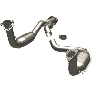 Magnaflow - MagnaFlow Conv DF 03-06 Chevy SSR 5.3/6.0 - 93380 - Image 2