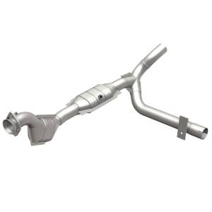 MagnaFlow Conv DF 01-04 Ford F-150 4.6L (49 State) - 93629