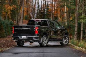 MBRP - MBRP 19-21 Chevrolet Silverado 1500 5.3L 3in Cat Back w/ 2.5in OD Carbon Fiber Tips - T304 - S50043CF - Image 3