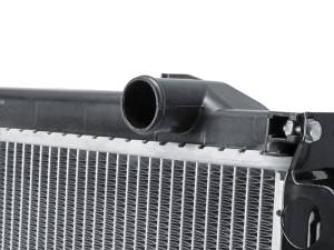 aFe - aFe BladeRunner OER Series Radiator 97-06 Jeep Wrangler (TJ) L6-4.0L 46-53101 - Image 2