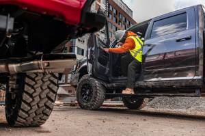 AMP Research - AMP Research 22-25 Ford F150 Lightning / 21-23 F150 Powerboost Powerstep Vision 96252-01A - Image 4